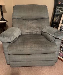 Rocking Chair, Must Sell
