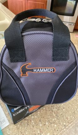 Hammer bowling ball carrier