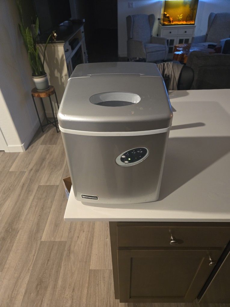 Ice Maker
