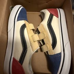 Vans And Converse Kids Size 10 And 11