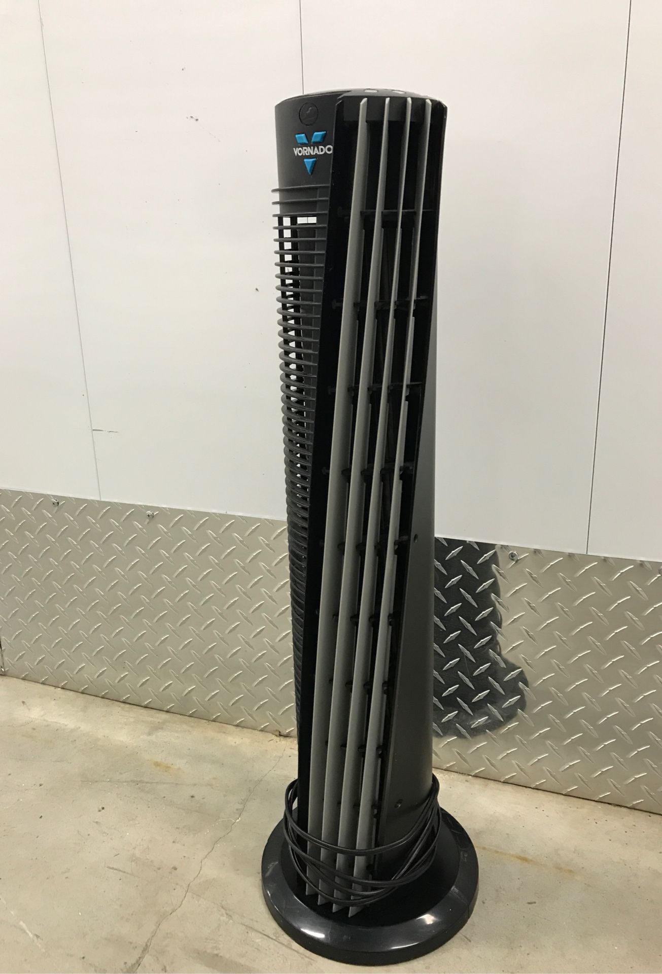 41-Inch Tower Air Circulator Fan