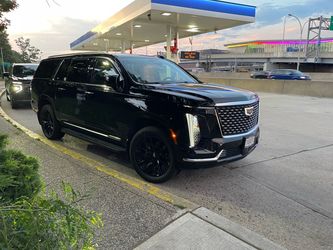 2025 Cadillac Escalade ESV