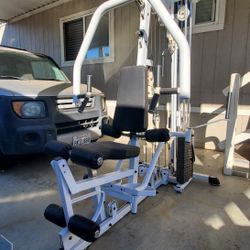 Selling a complete home gym IVANKO 5500 personal trainer
 Excellent condition and always stored indoors, everything works great