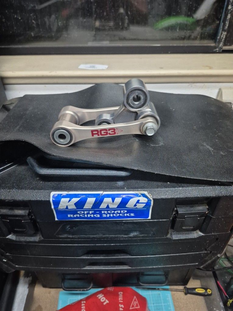 Rg3 Rear Suspension Linkage Component