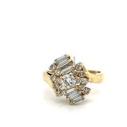 14kt Gold Womens Diamond Ring With Round And Bagguette Diamonds 4.70grams 167508 13