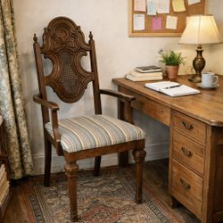 Vintage fancy dining/office chair - Singer Company - New York