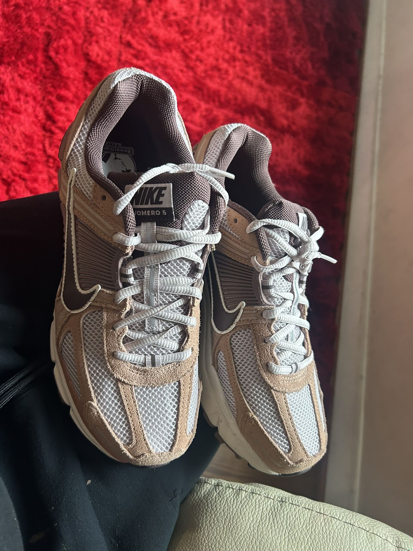 Nike Vomero 5’s
