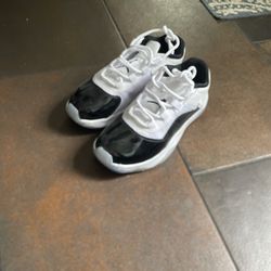 Size 5.5 Kids Jordan’s