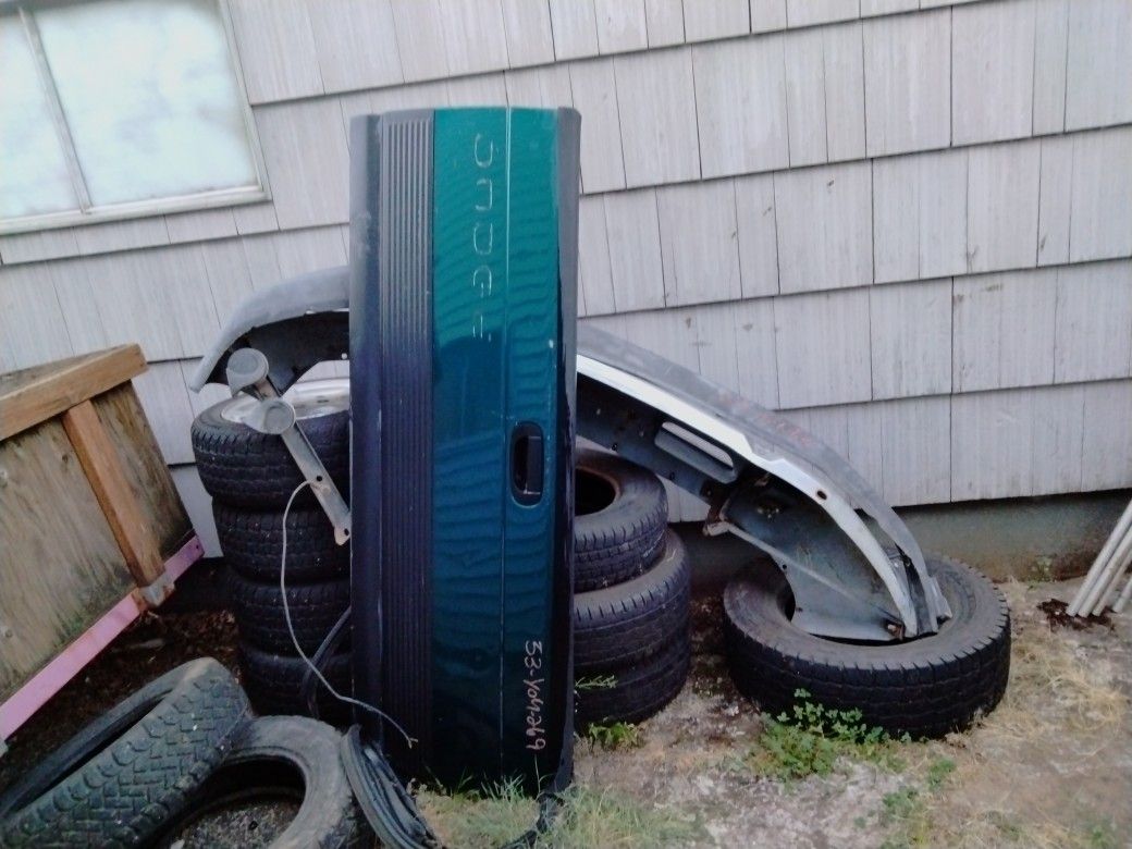 Complete Second Gen Green Dodge Tailgate
