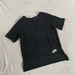  Nike Moisture Wicking T-Shirt