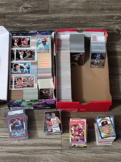 Bulk Vintage and Modern Sports Card Deal 1st $80