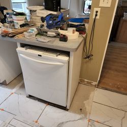 Washer And Gas Stove , And Microwave For Sale COMBO DEAL!!$$ Gently Used.. Willing to negotiate price. Depending on location will deliver...