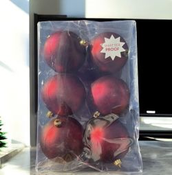 6 Glass Ornaments Christmas Tree Decorations Balls Red