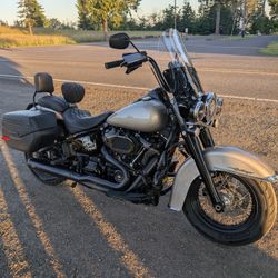 2018 Harley Davidson Softail heritage - FLHCS