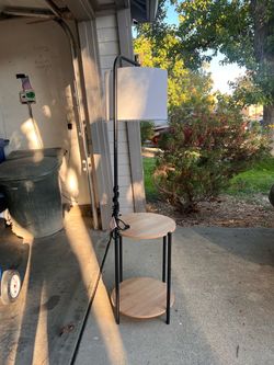 standing light