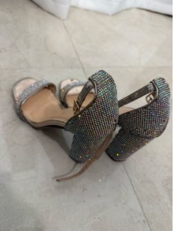 Bedazzled heels size 7.5