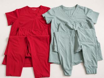 Maternity Scrub Sets XS – Mandala & Cherokee $100