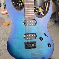 Humbucker Ibanez Electric Guitar and Amp