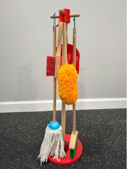 Melissa & Doug Dust! Sweep! Mop! 6-Piece Pretend Play Cleaning Set
