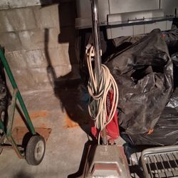 3 Commercial-Industrial Vacuum Cleaners