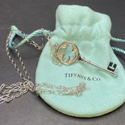 Tiffany & Co. 18k White Gold Diamond Clover Leaf Key Charm Pendant Necklace ///100% Authentic ///