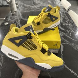 Jordan 4 Lightning 