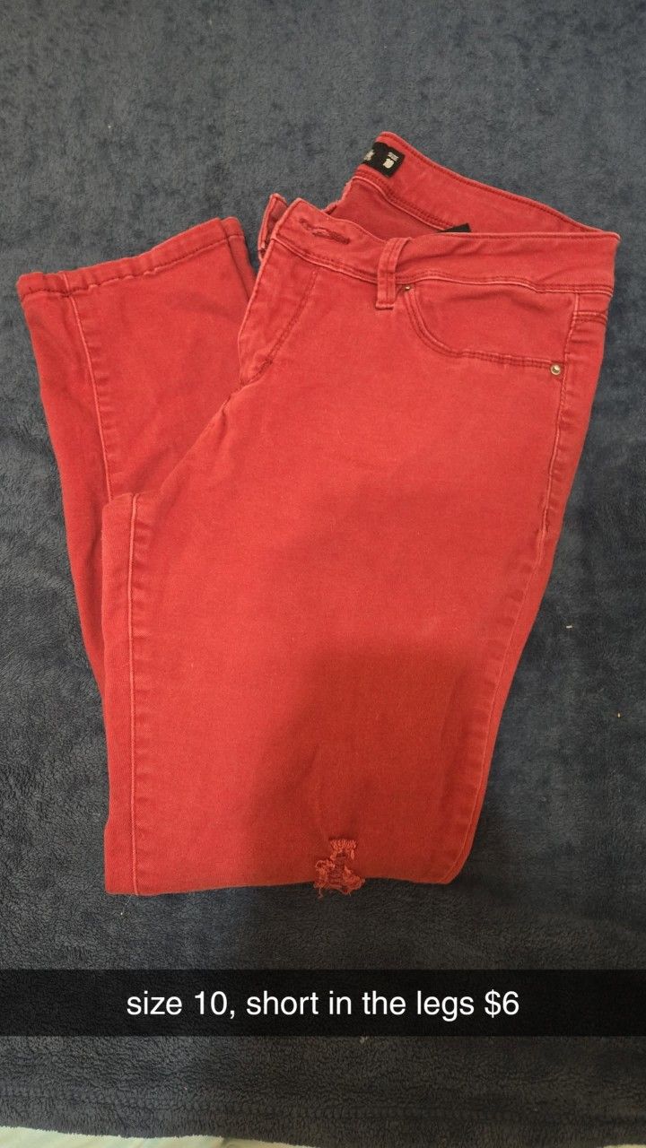 red jeans (short in legs)