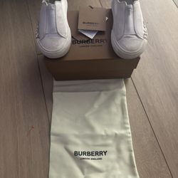 Burberry Sneaker For Kids 
