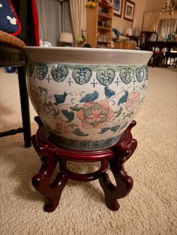 Flower pot