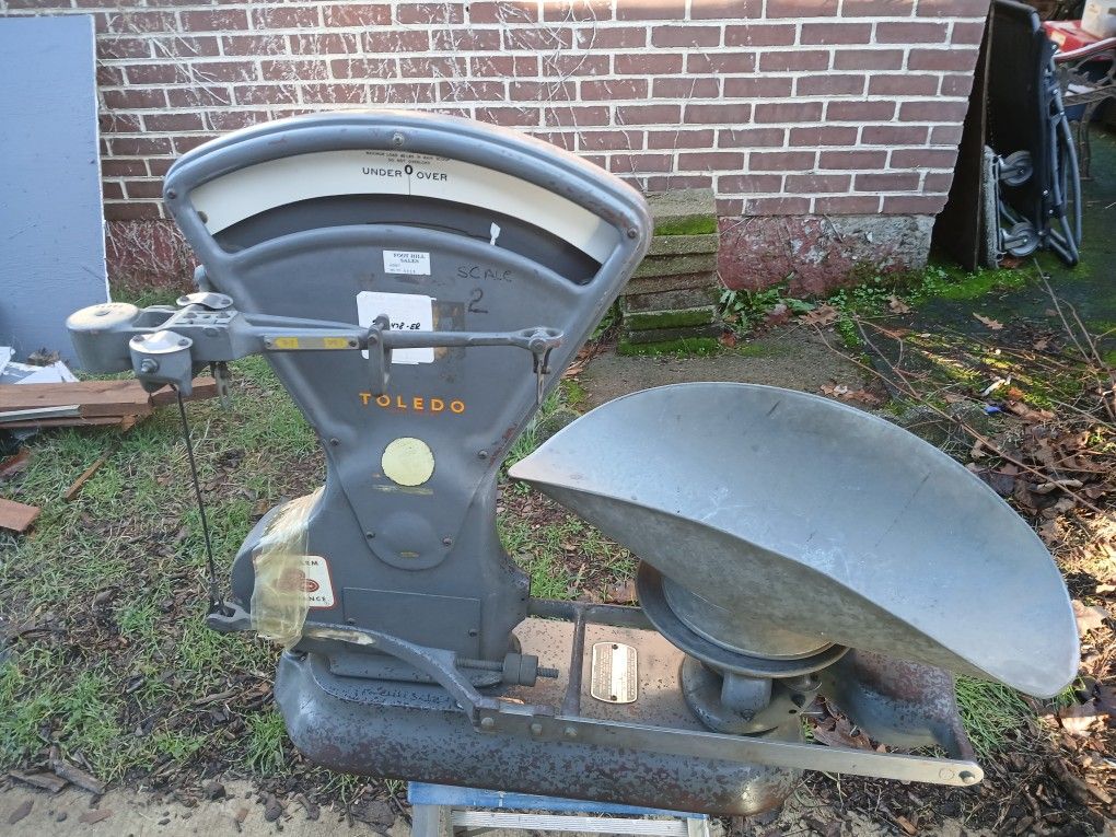 FREE- Vintage TOLEDO Wieghted Scale- FREE
