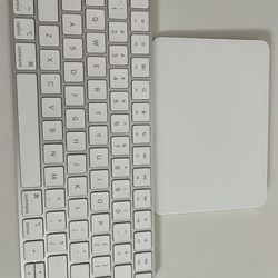 Apple Magic Keyboard, Mouse Like new