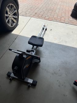 Umay Fitness Row Machine - $100