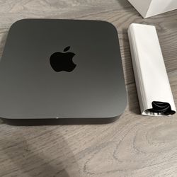 Late 2018 Apple Mac Mini with 3.0GHz Intel Core i3 (16GB RAM, 512GB SSD) Space Gray
