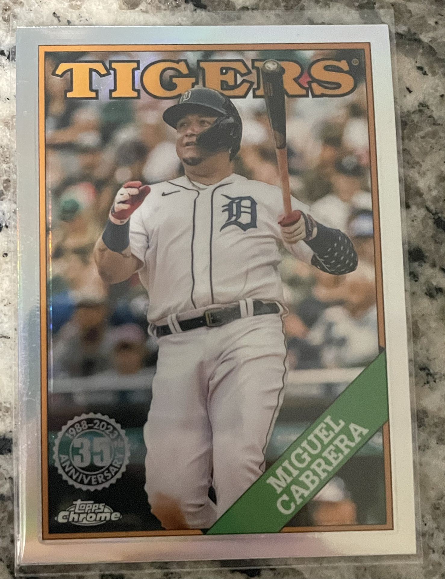 Miguel Cabrera 35th Anniversary Chrome 2023 Topps Card #88BC-4