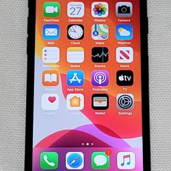 VERY NICE JET BLACK APPLE iPhone 7 UNLOCKED 32GB
