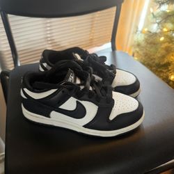 Nike Dunks Size 13C 
