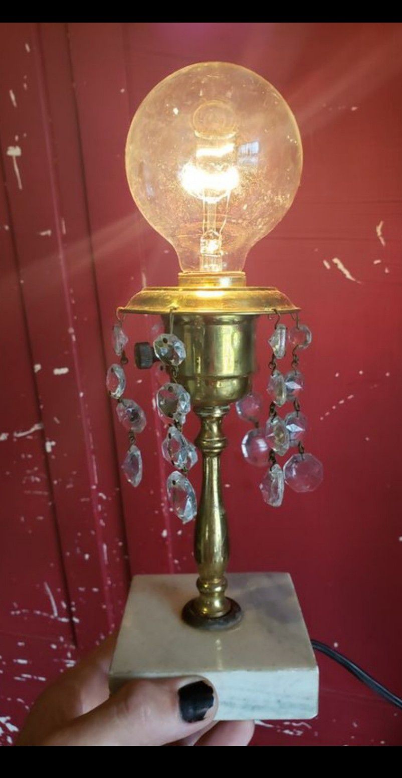 Antique lamp W/marble base (8" tall without bulb)