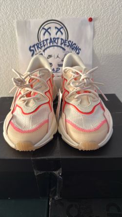 Adidas women’s Osweego Signal pink