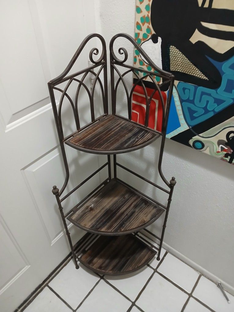 Plant Stand