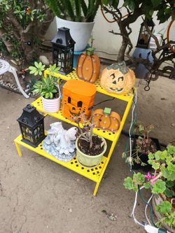 A lot of different plant stands!!! Different sizes fair prices!!!
