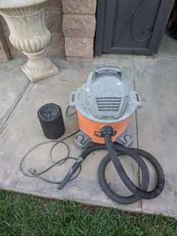 Ridgid Vacuum  6 Gallon