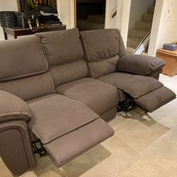 Free Reclining Couch  FREE