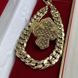 Icy baguette stones setting Men Cross ring and Cuban bracelet ✨✨✨