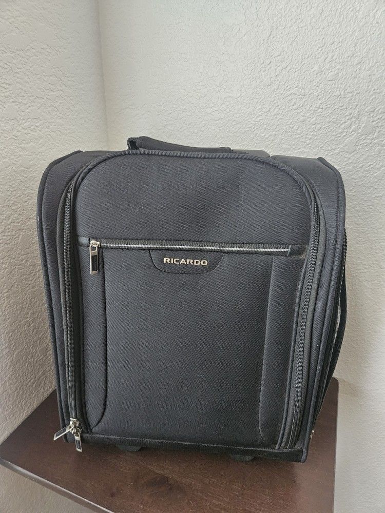 Suitcase 