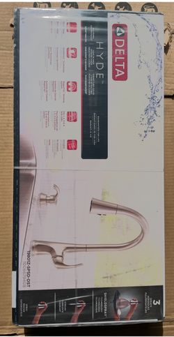 Delta Kitchen Faucet With Soap Dispenser In Stainless Steel, BRAND NEW, PRICE FIRM 