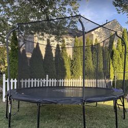 12 Ft Trampoline 