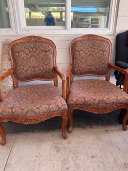 2 living room chairs