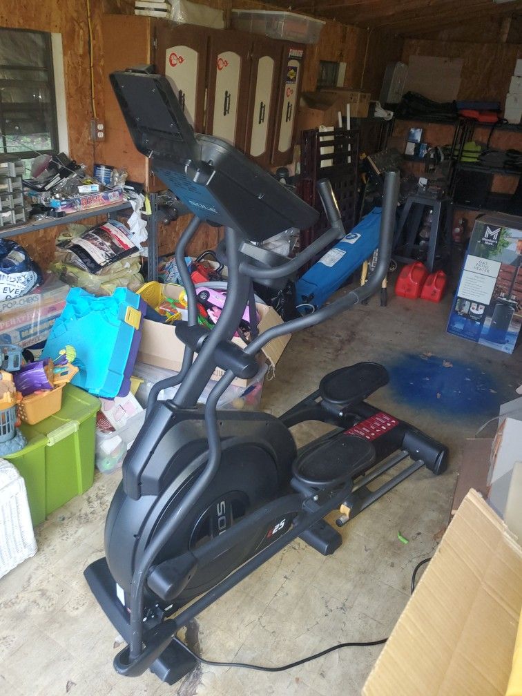 Sole E25 Elliptical Local Delivery Available