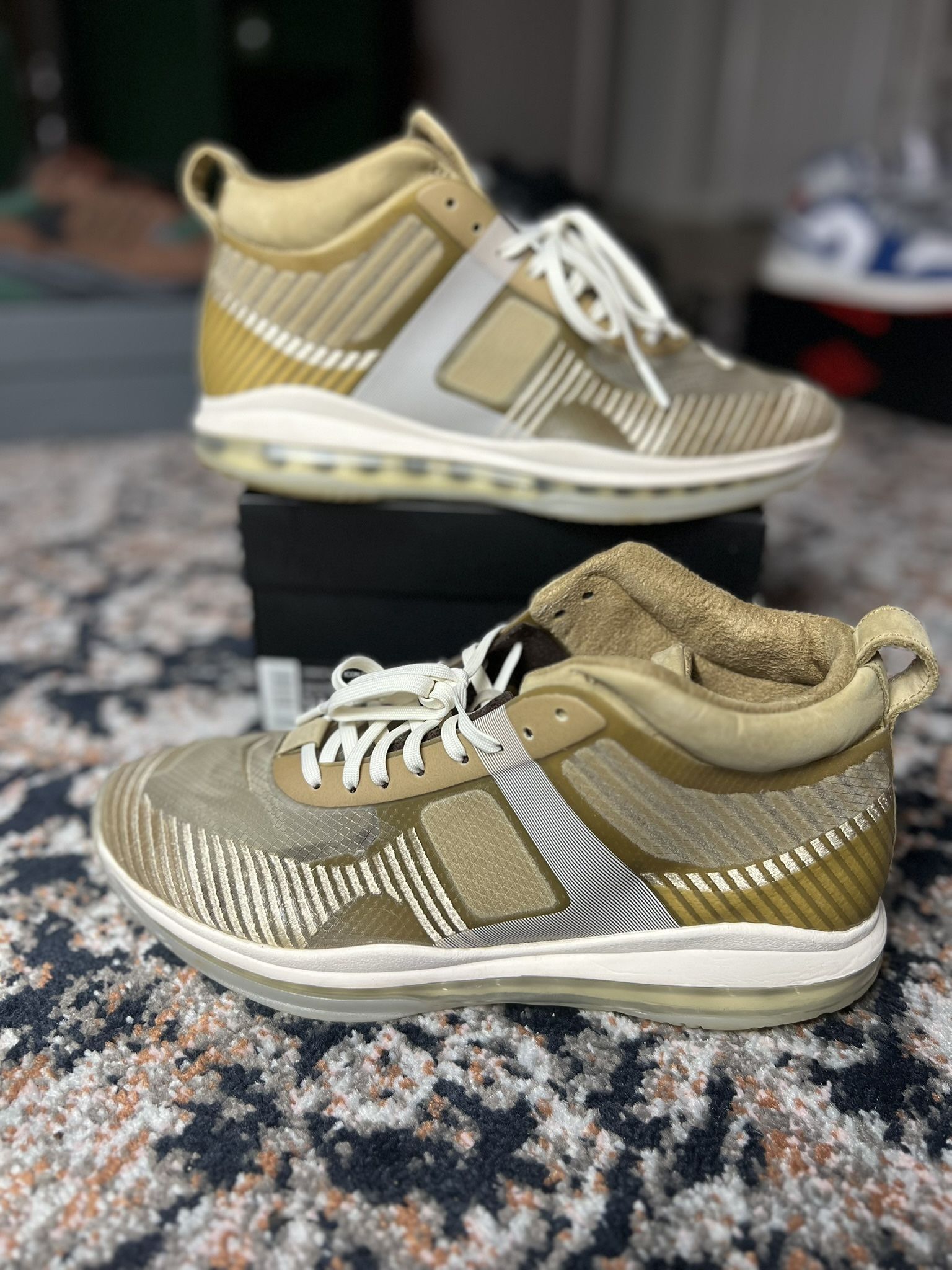 Nike LeBron 10 x John Elliot QS Size 11.5