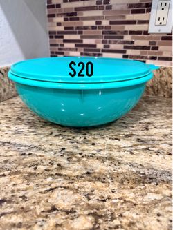 Tupperware Bowl